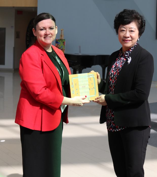 Chinese Delegates 620x700